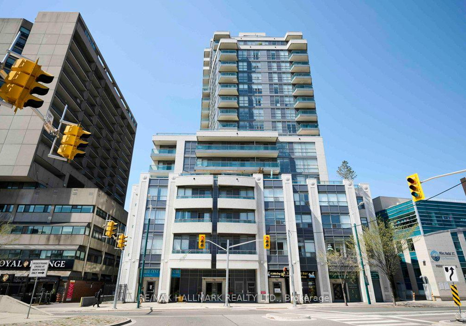 736-spadina-avenue-toronto-ontario-c13216330