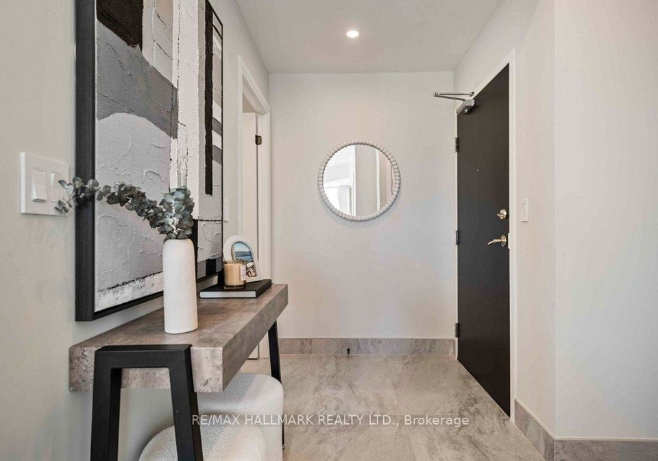 736-spadina-avenue-toronto-ontario-c13216330