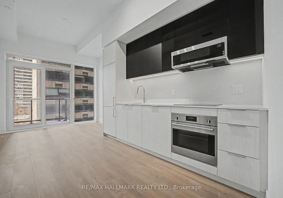 308-jarvis-street-toronto-ontario-c13216598