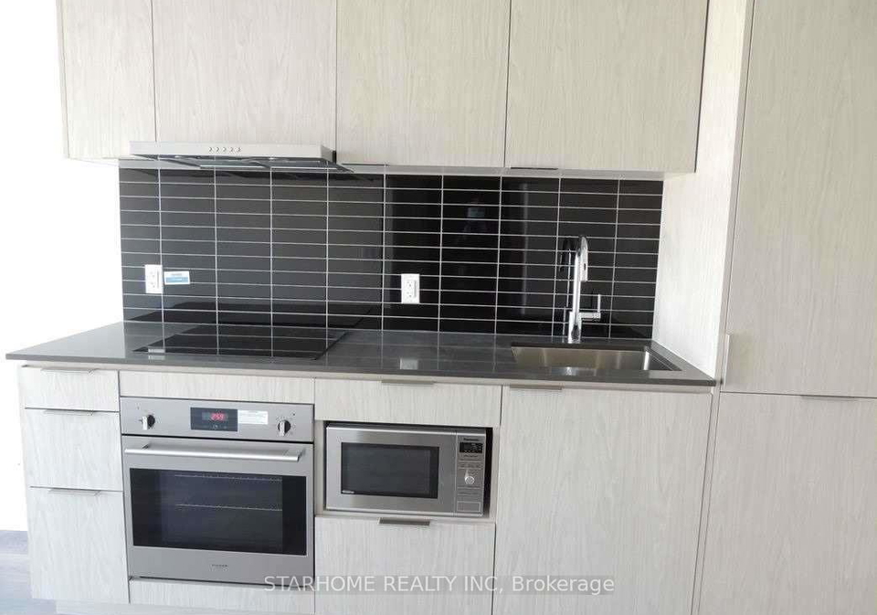 60-shuter-street-toronto-ontario-c13216646