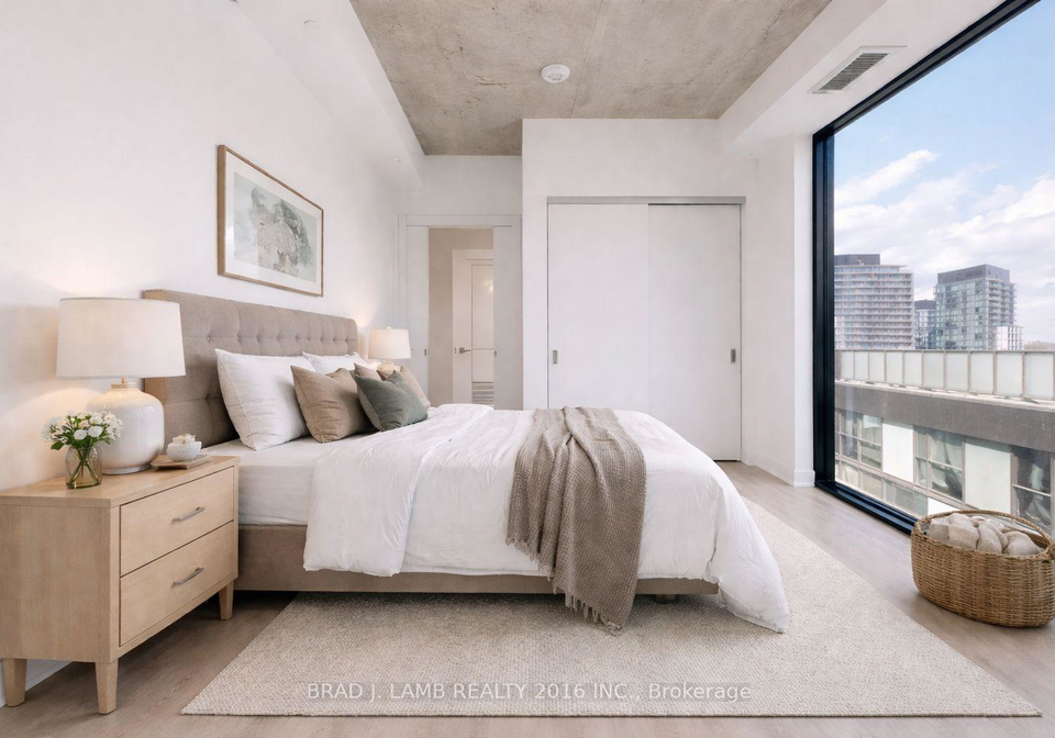 284-king-street-e-toronto-ontario-c13216720