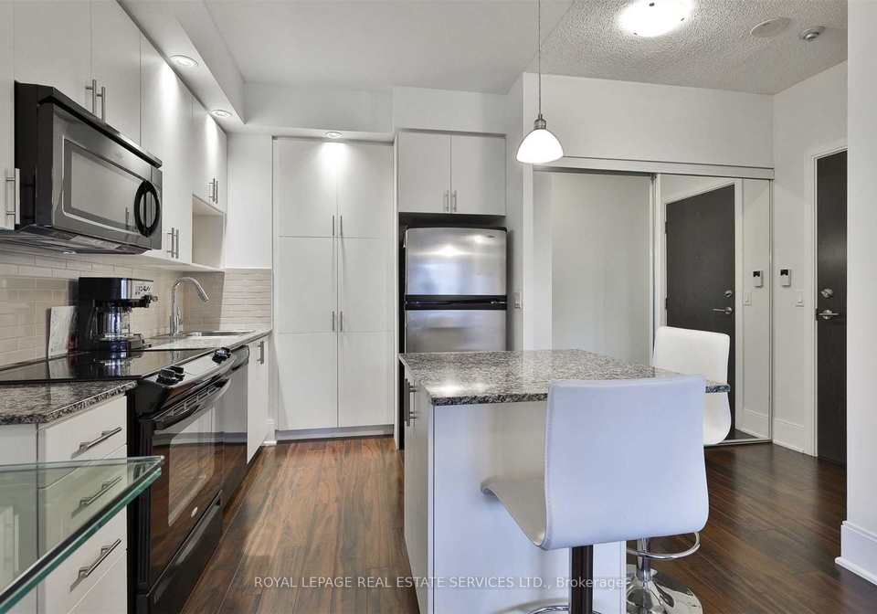 181-wynford-drive-north-york-ontario-c13216830