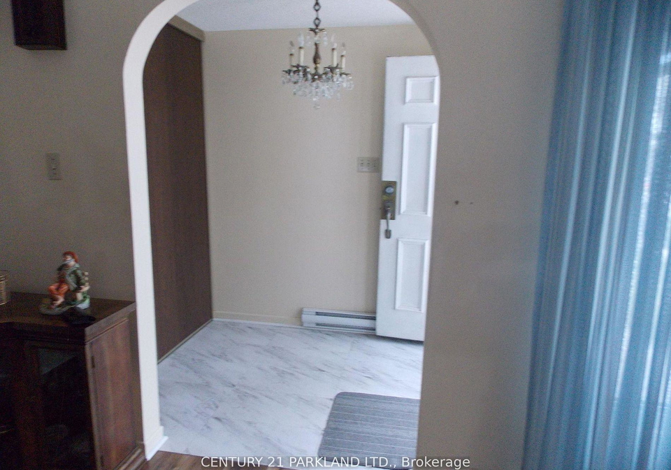 42-antibes-drive-toronto-ontario-c13216874