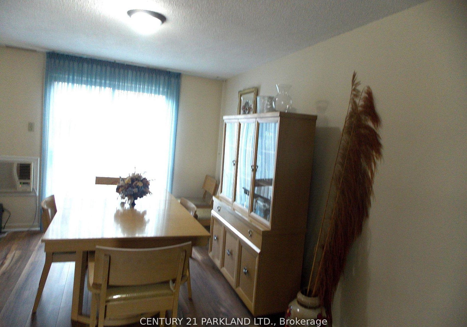 42-antibes-drive-toronto-ontario-c13216874