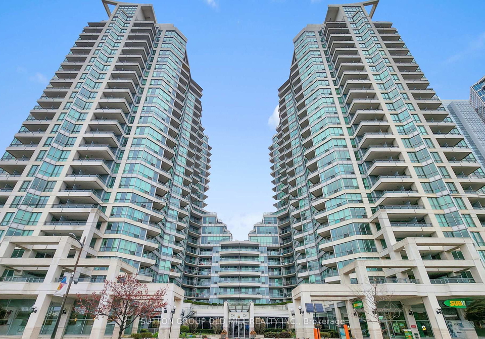228-w-queens-quay-w-toronto-ontario-c13216916