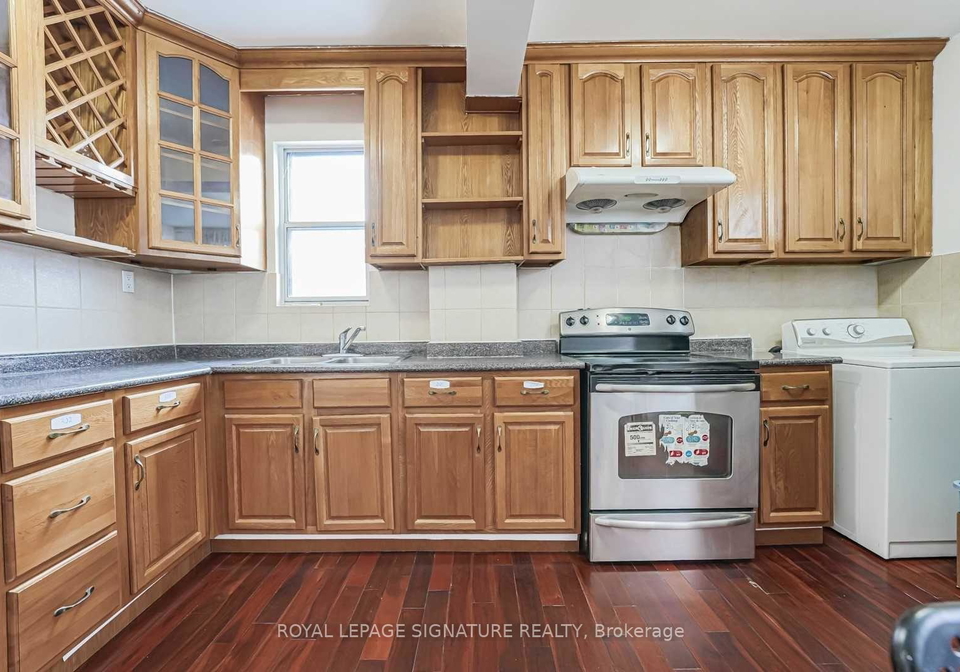80-markham-street-toronto-ontario-c13216946