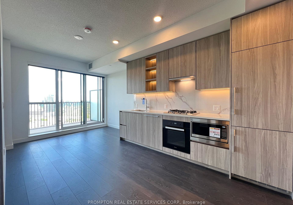 18-esther-shiner-boulevard-north-york-ontario-c13217300