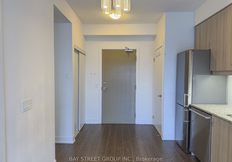 7-kenaston-gardens-north-york-ontario-c13217312