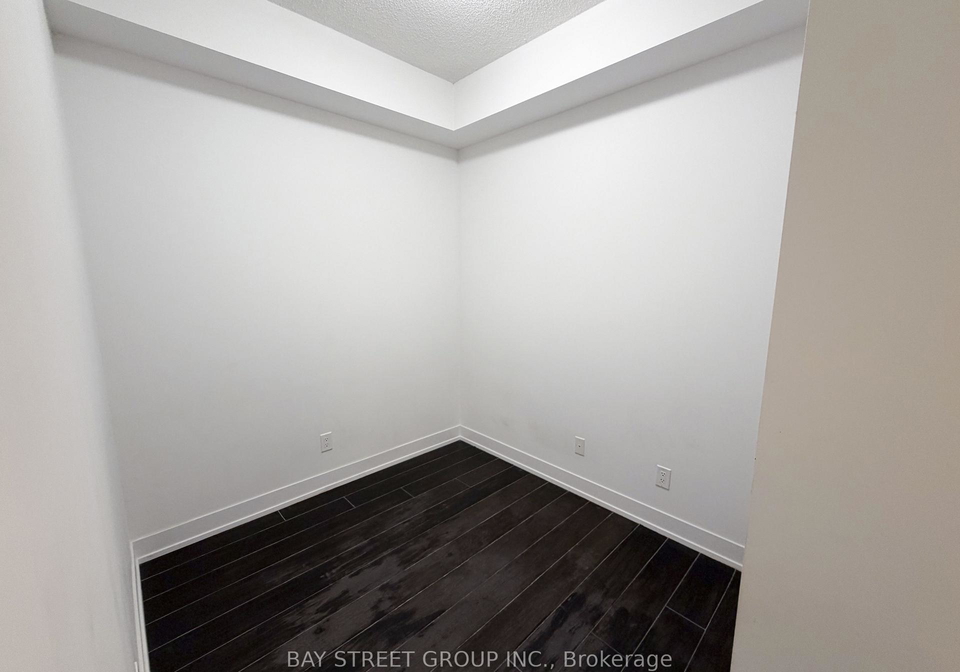 7-kenaston-gardens-north-york-ontario-c13217312