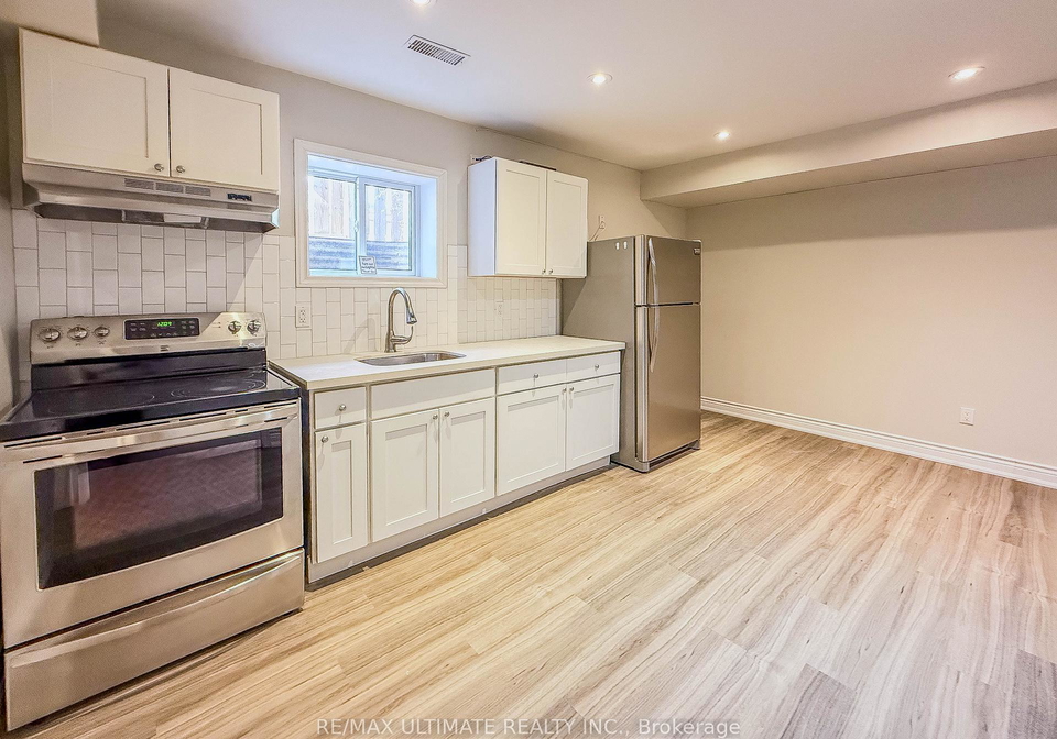 111-combe-avenue-toronto-ontario-c13217348