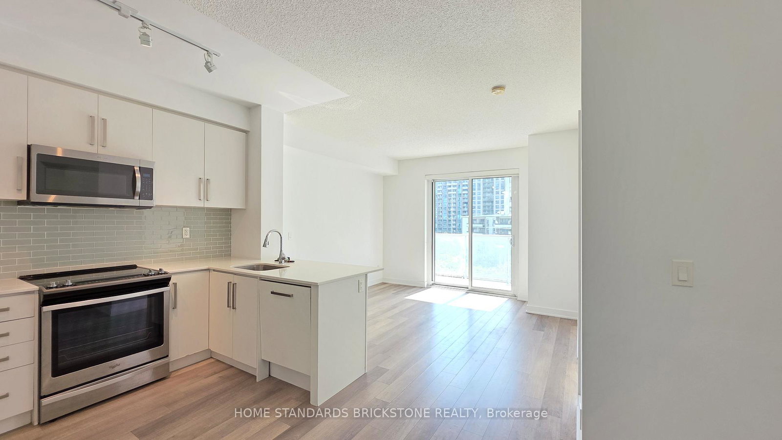 5180-yonge-street-toronto-ontario-c13217378