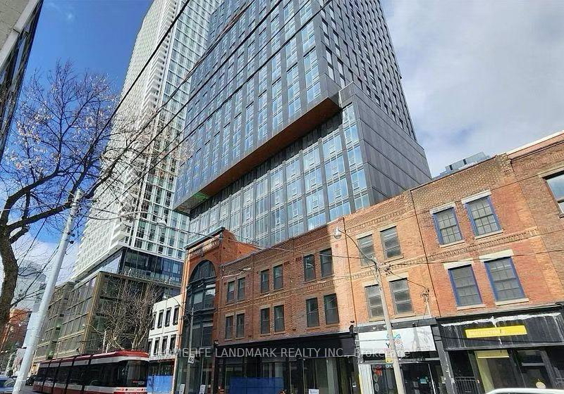 100-queen-street-e-toronto-ontario-c13217434