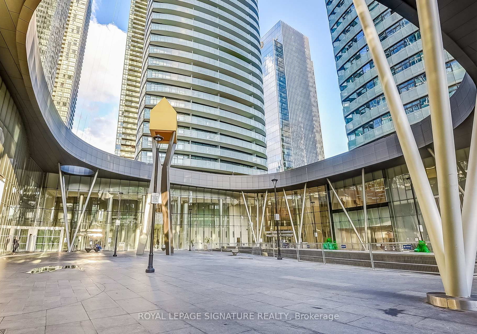 14-york-street-toronto-ontario-c13217666