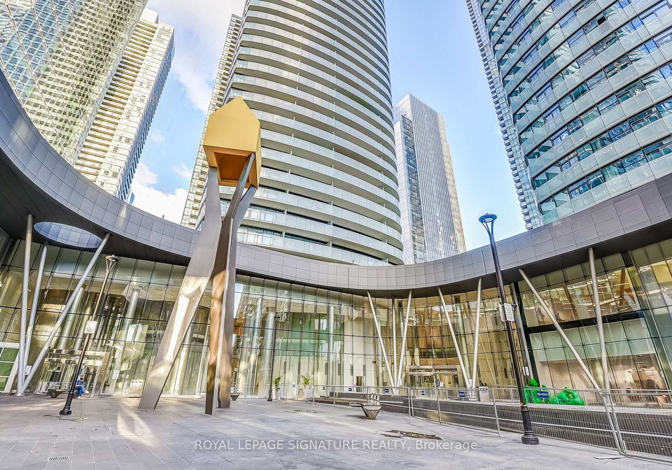 14-york-street-toronto-ontario-c13217666