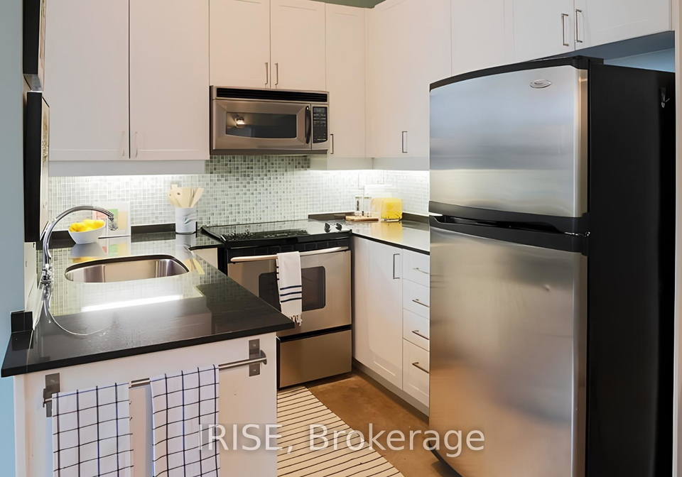 135-dalhousie-street-w-toronto-ontario-c13217812