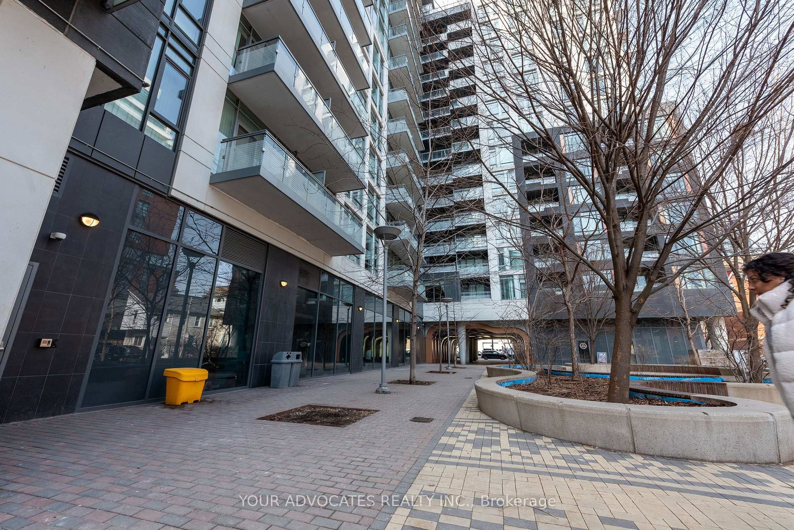 525-adelaide-street-w-toronto-ontario-c13217832