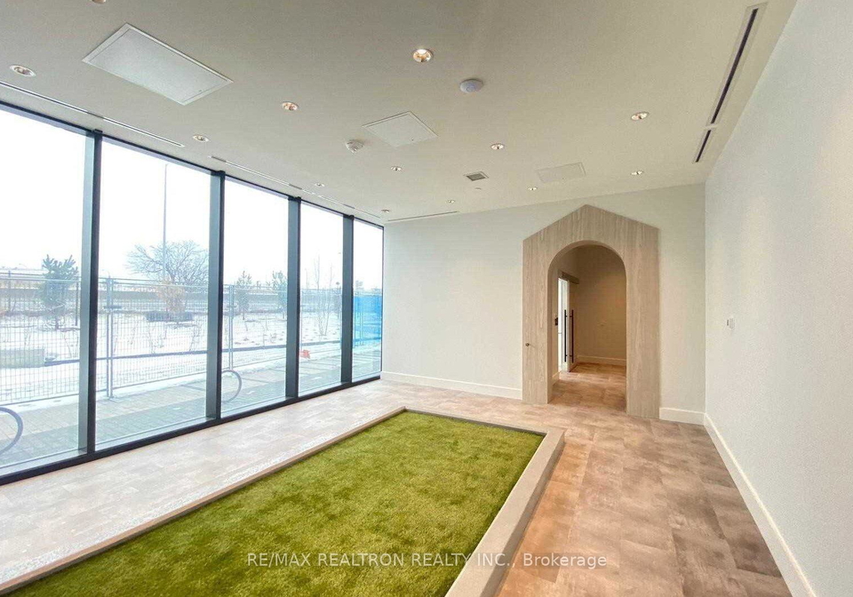 30-tretti-way-toronto-ontario-c13217960