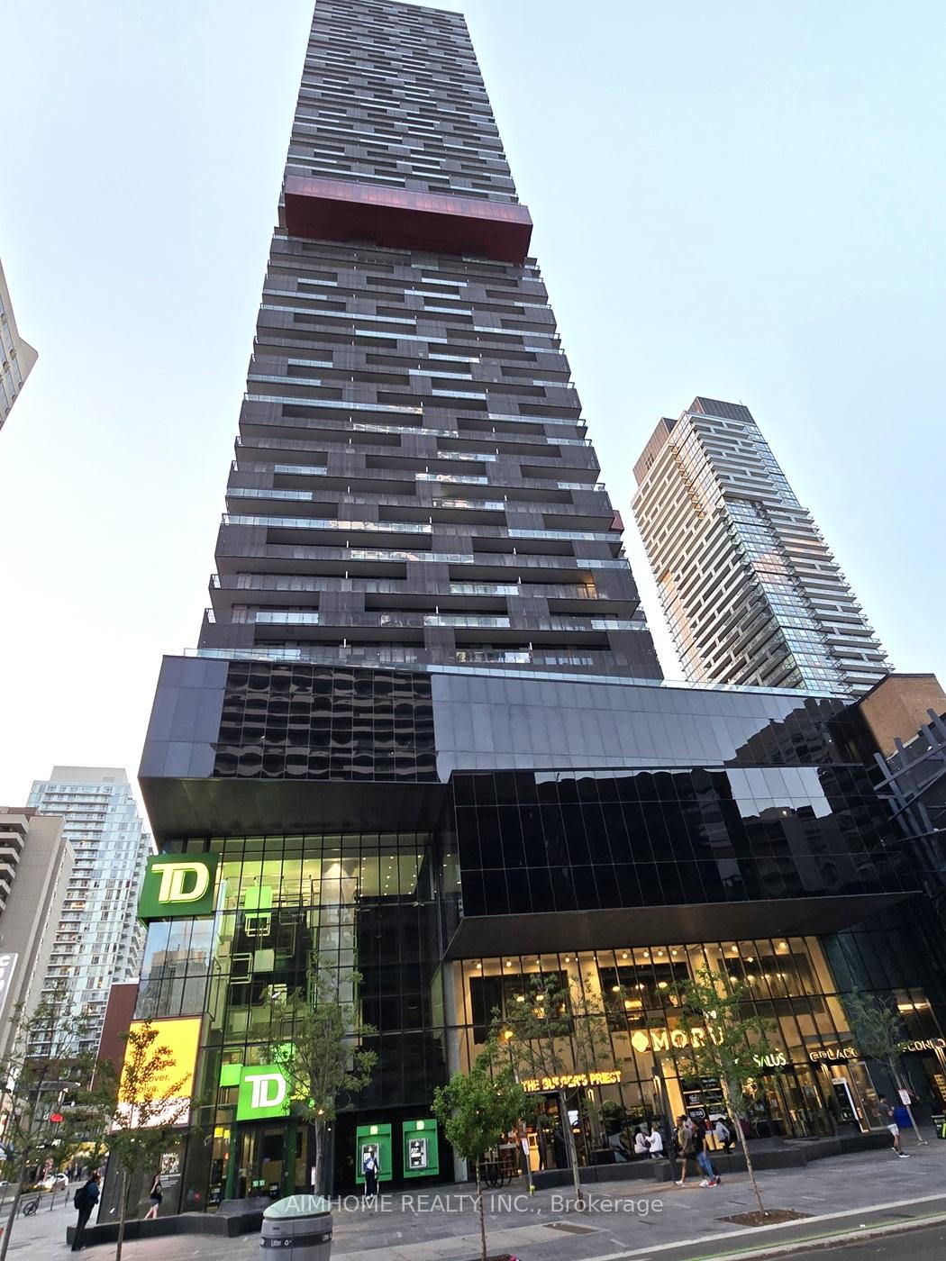 8-eglinton-avenue-e-toronto-ontario-c13218124