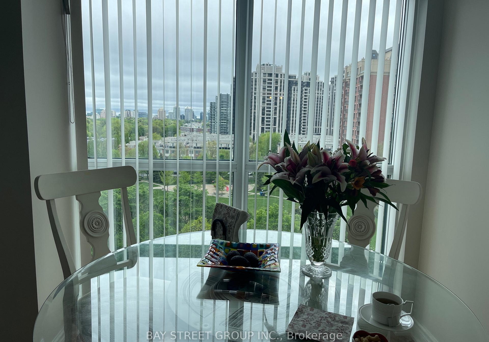 28-harrison-garden-boulevard-north-york-ontario-c13218466