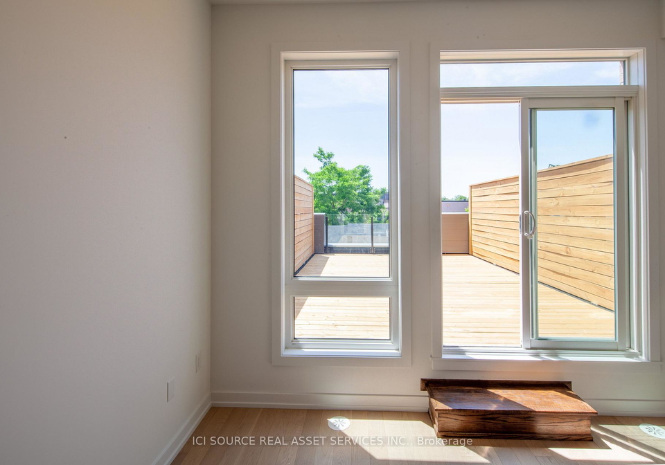 66b-perth-avenue-toronto-ontario-c13218692