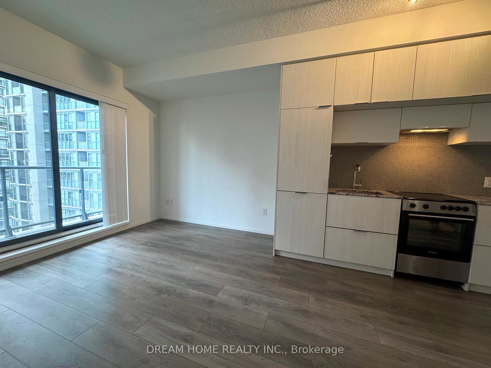 159-dundas-street-e-toronto-ontario-c13218698