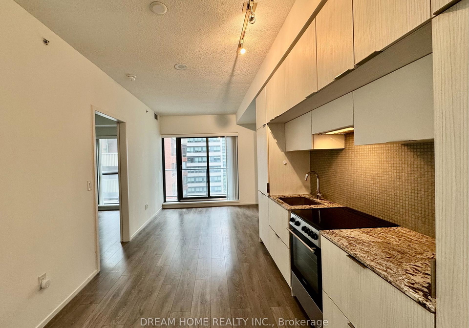 159-dundas-street-e-toronto-ontario-c13218698