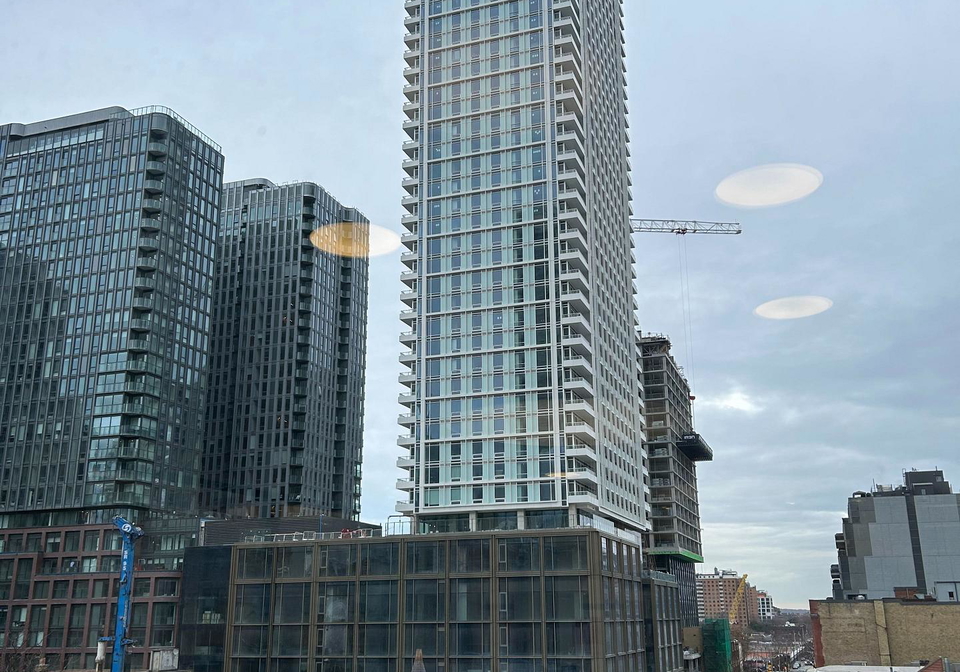 88-queen-street-e-toronto-ontario-c13218752