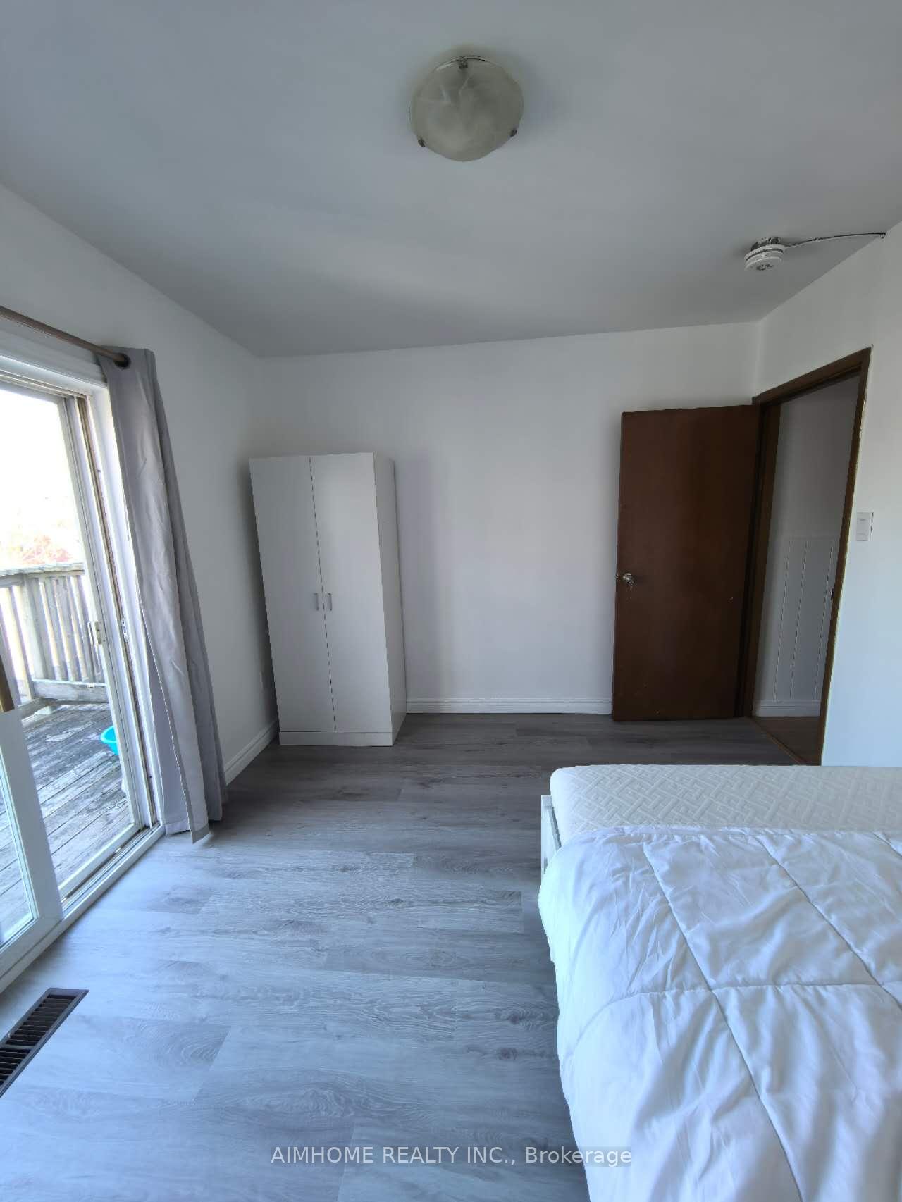 137a-markham-street-toronto-ontario-c13218820