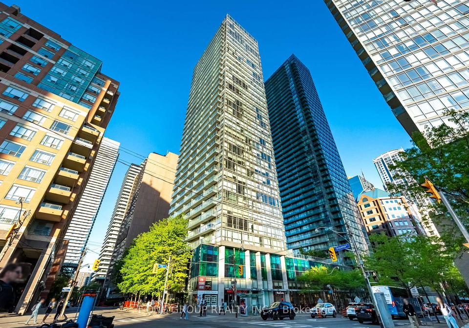 37-grosvenor-street-toronto-ontario-c13218848