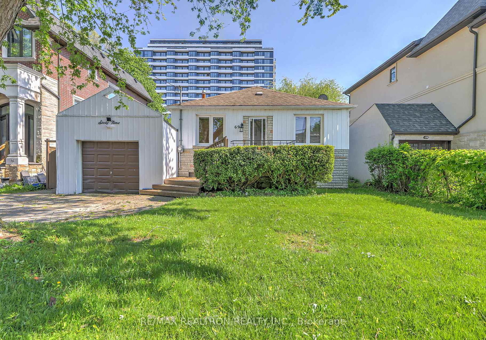 69-harlandale-avenue-toronto-ontario-c13218958