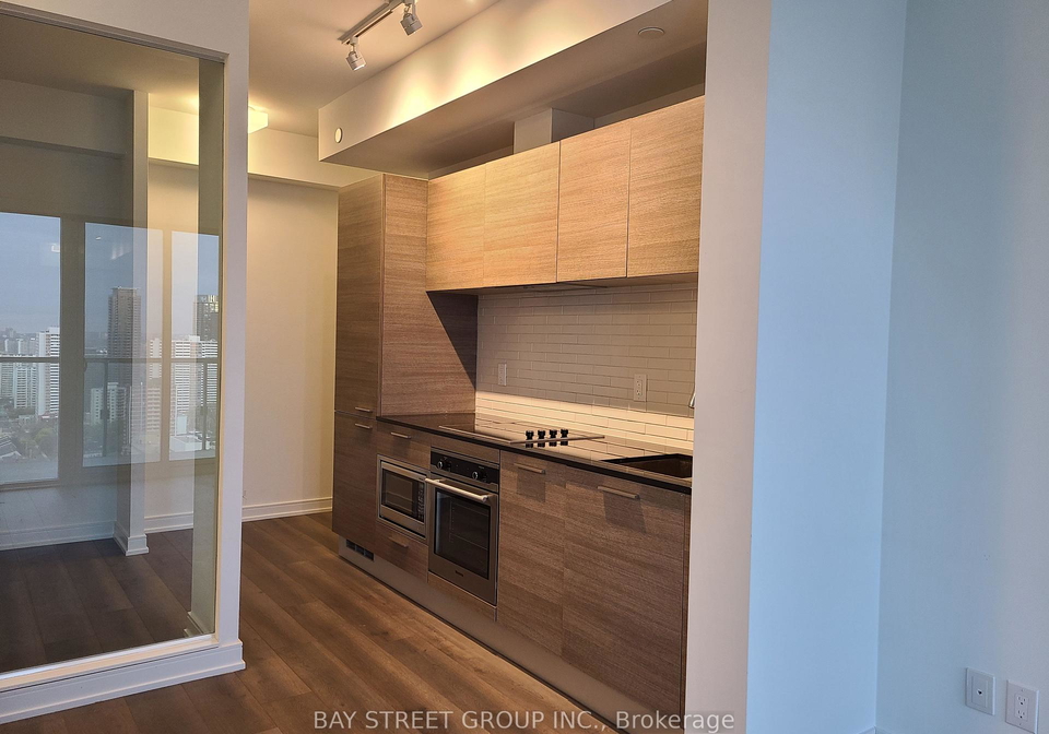 3-gloucester-street-toronto-ontario-c13219368