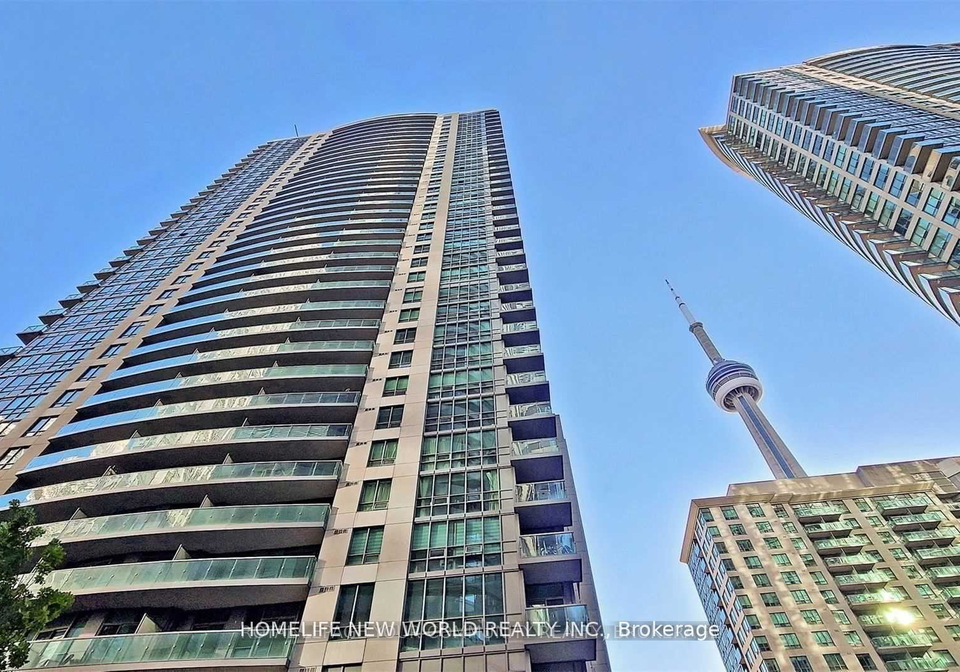 19-grand-trunk-crescent-toronto-ontario-c13219714