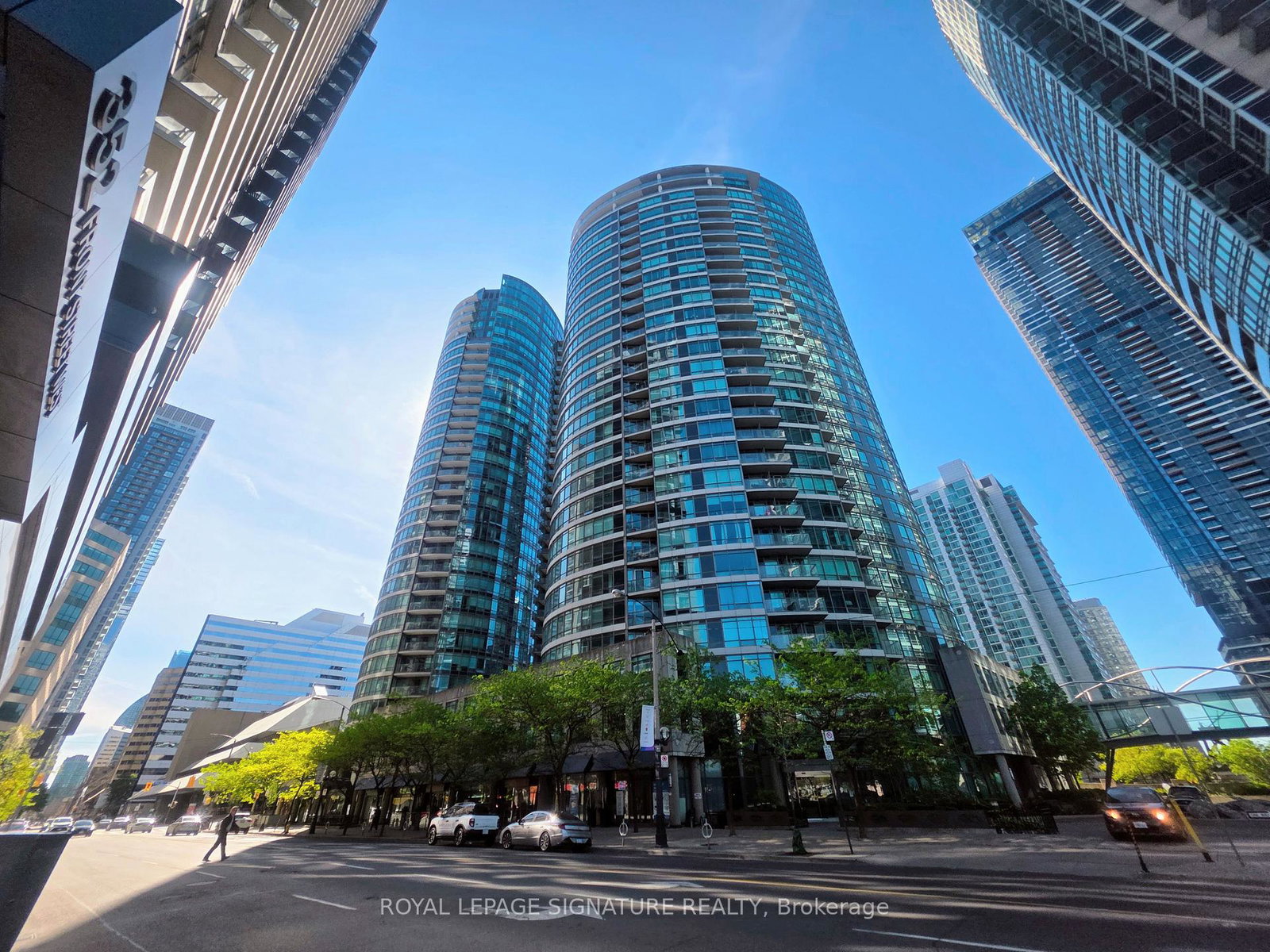 373-front-street-w-toronto-ontario-c13220112