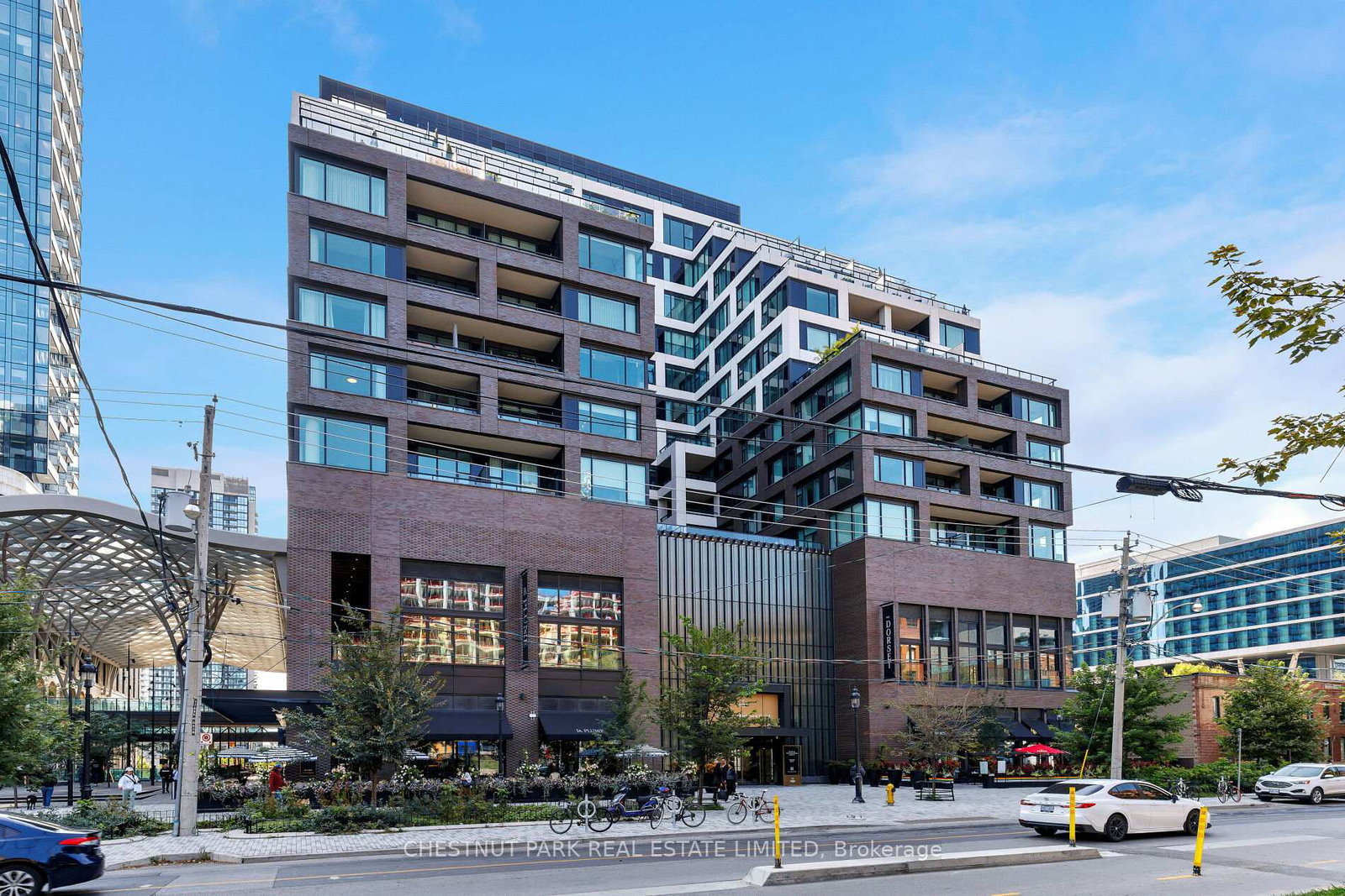 455-wellington-street-w-toronto-ontario-c13220184