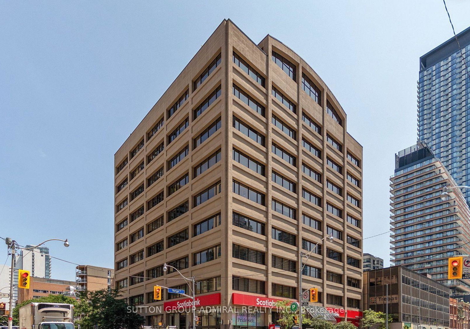 555-yonge-street-toronto-ontario-c13220250