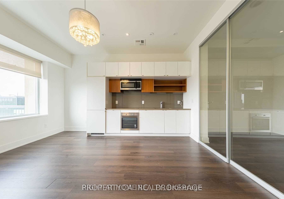 111-st-clair-avenue-w-toronto-ontario-c13220450