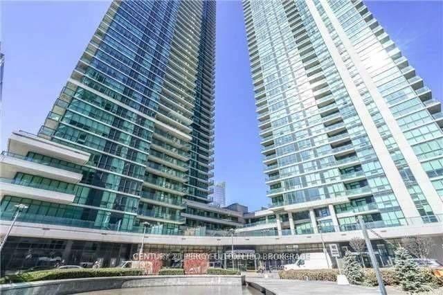 33-bay-street-toronto-ontario-c13220484