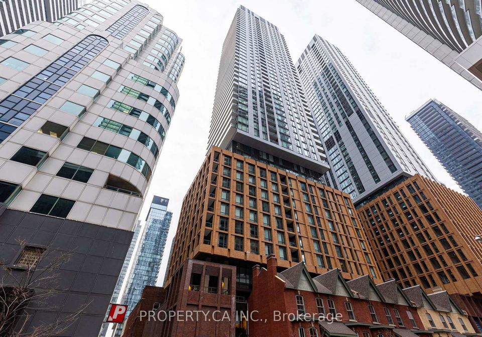 8-widmer-street-toronto-ontario-c13220488