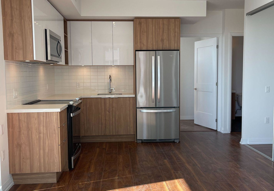 25-holly-street-toronto-ontario-c13220554