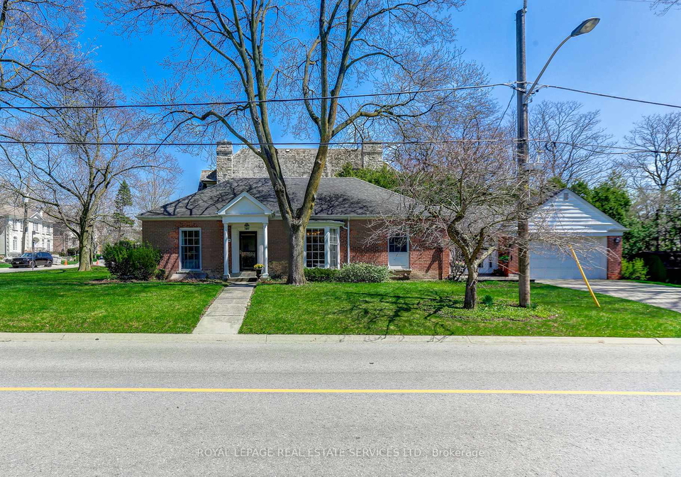 44-highland-crescent-north-york-ontario-c13220618