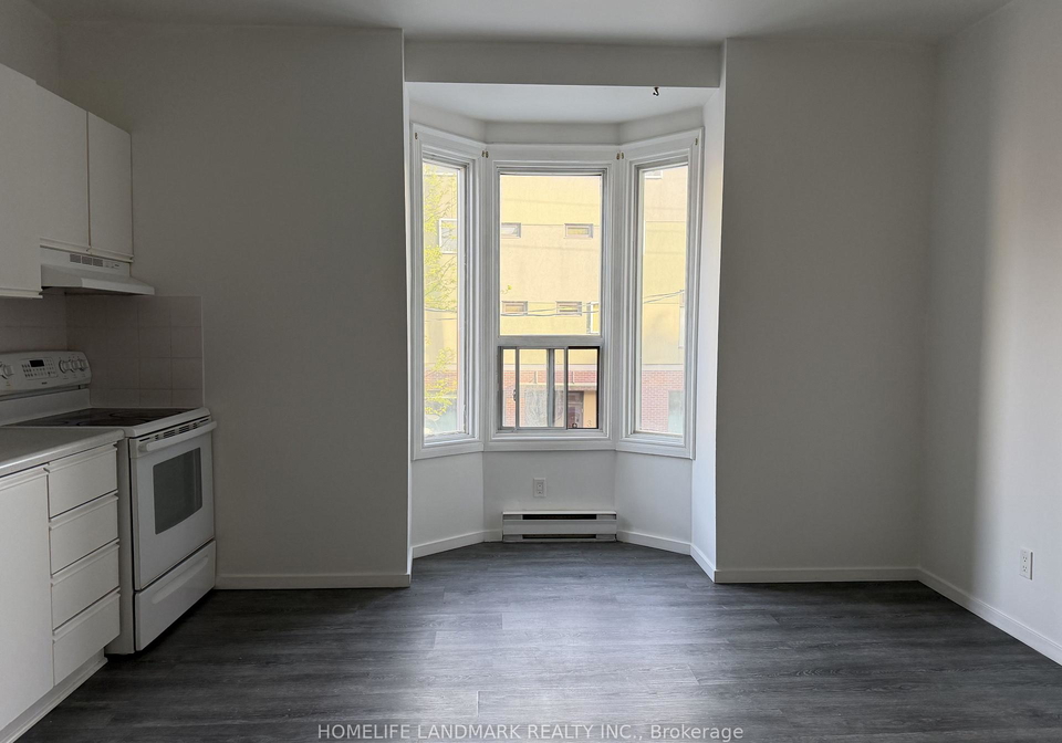 968-bathurst-street-toronto-ontario-c13220622