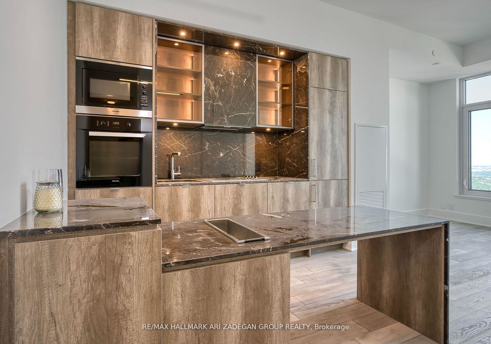 11-yorkville-avenue-toronto-ontario-c13220822