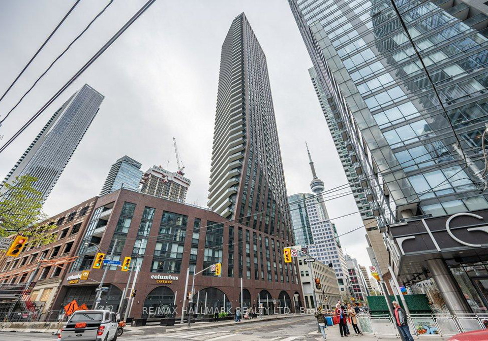 99-john-street-toronto-ontario-c13220836