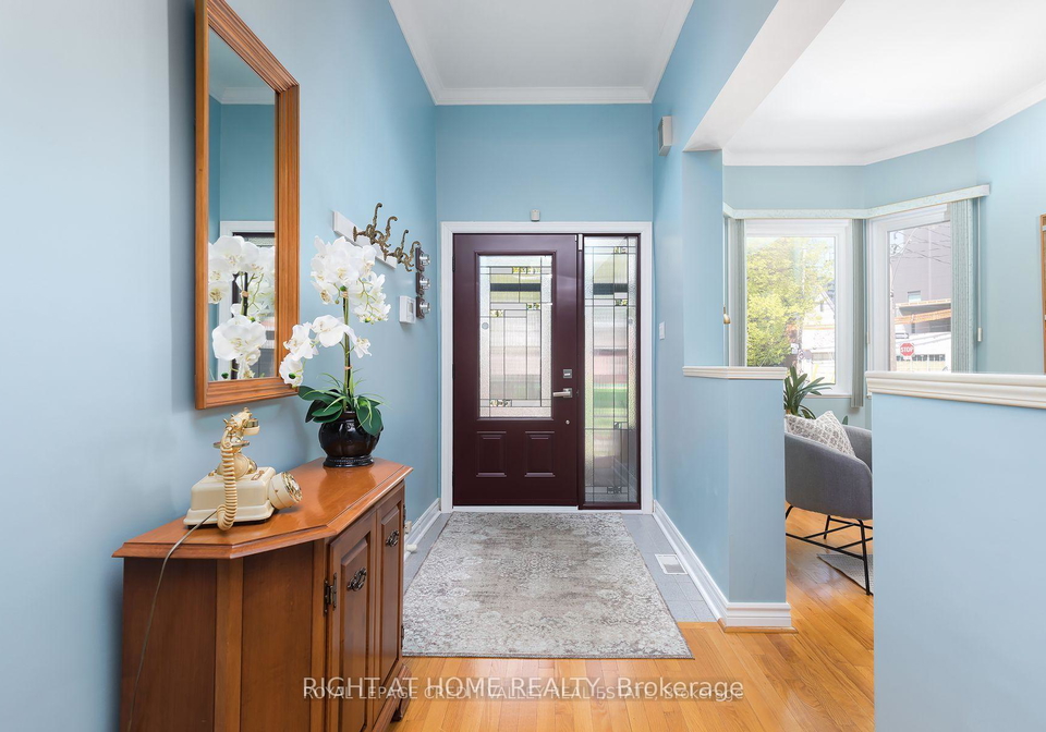 119-niagara-street-toronto-ontario-c13220876