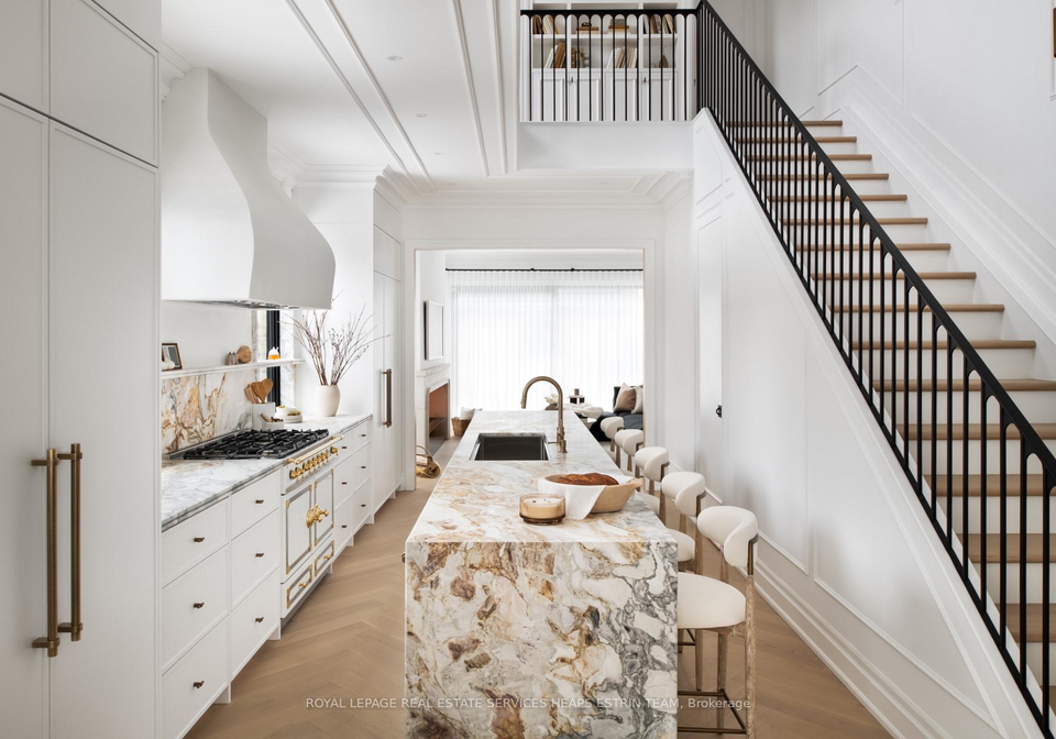23-lippincott-street-toronto-ontario-c13220928