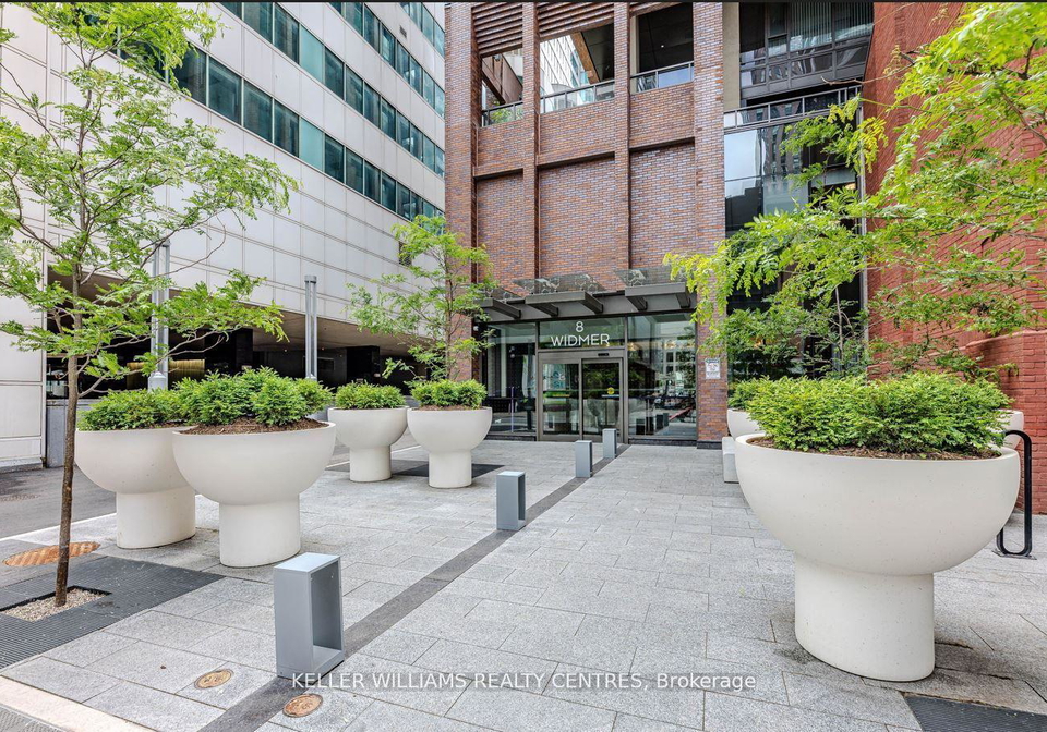 8-widmer-street-toronto-ontario-c13220944