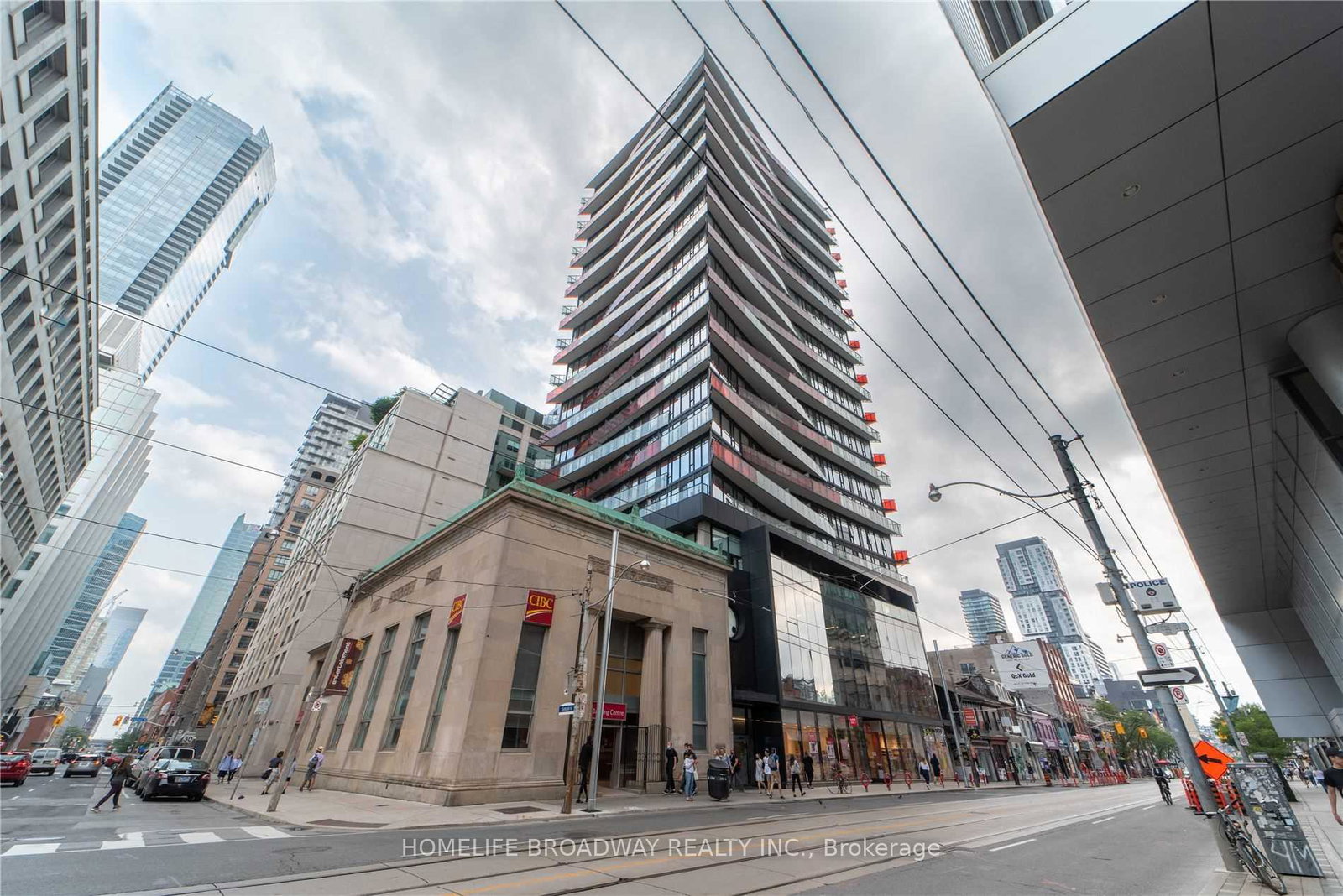 215-queen-street-w-toronto-ontario-c13220958