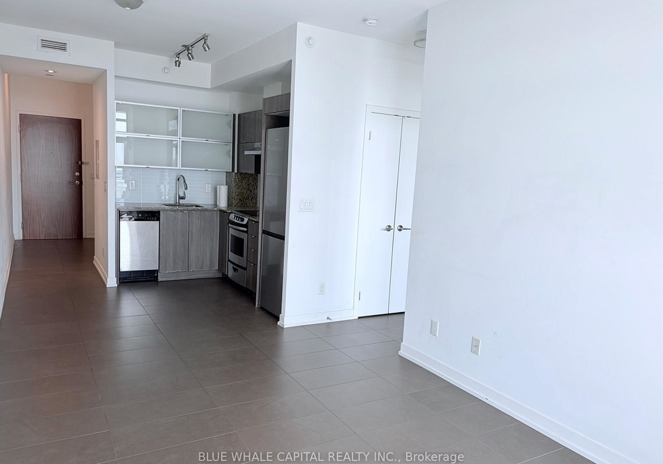 170-fort-york-boulevard-toronto-ontario-c13220980