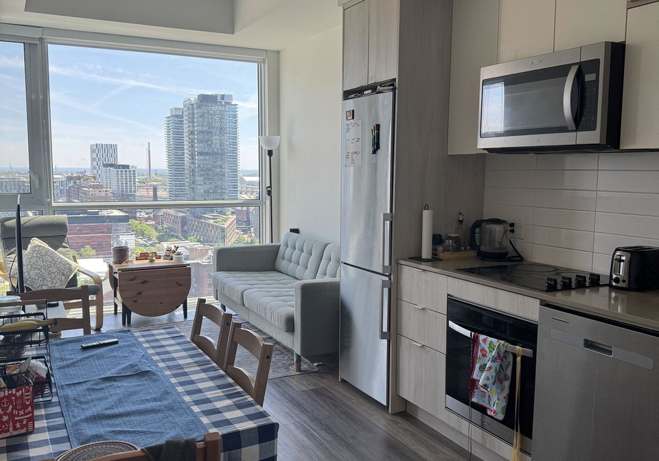 70-princess-street-toronto-ontario-c13221092