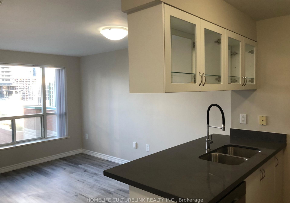 889-bay-street-toronto-ontario-c13221210